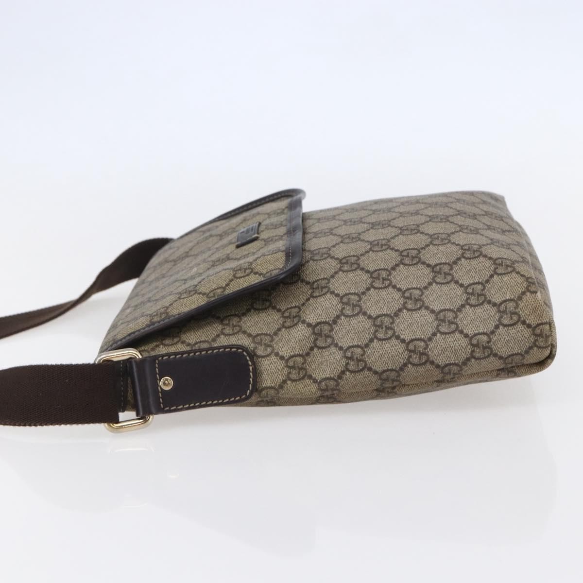 Gucci Flap Messenger Beige Canvas Good condition - Inside View