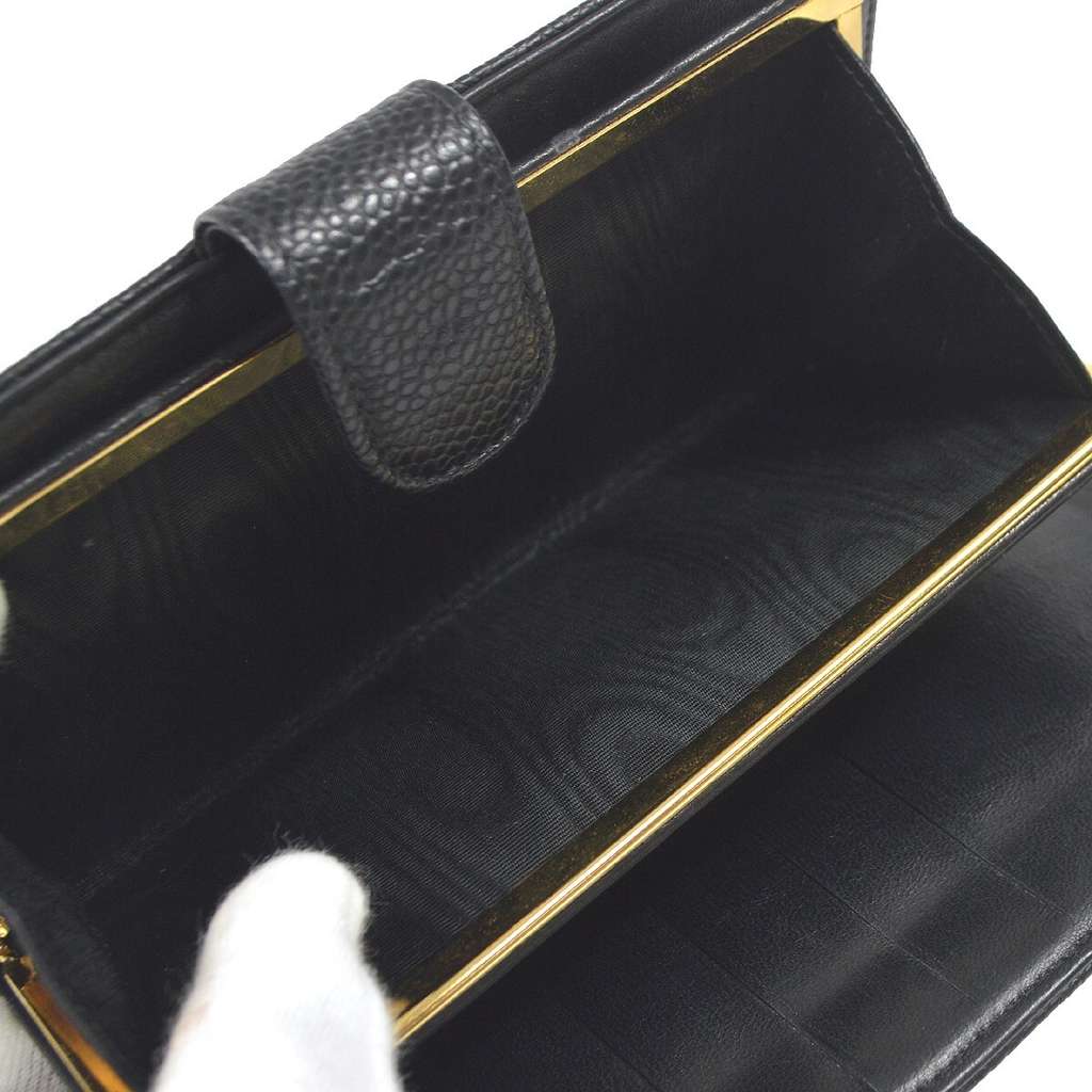 Chanel Timeless CC French Wallet Black Leather Good condition - Model View
