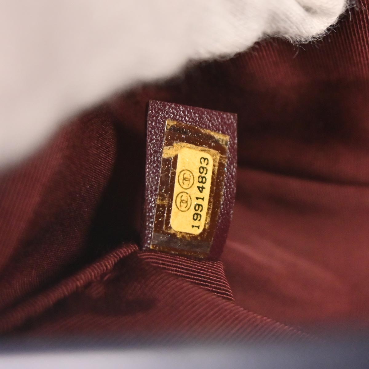 Chanel Boy Flap Bag Navy Velvet Good condition - Box View