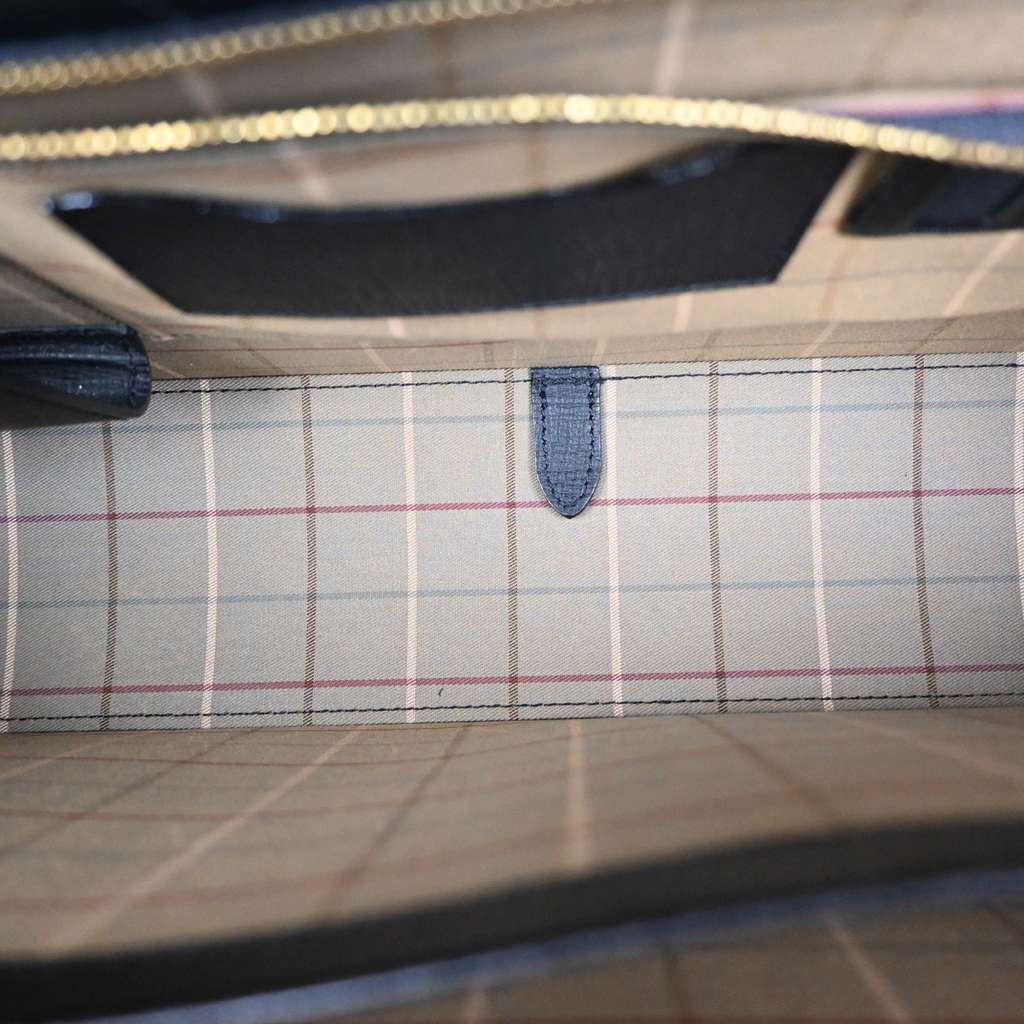 Burberry DK88 Doctor Bag Black Leather Good condition - Box View