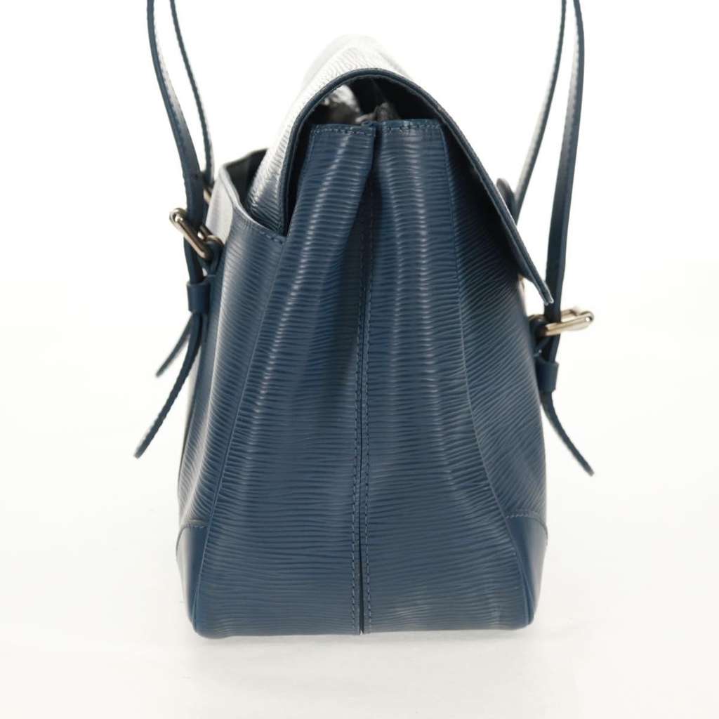 Louis Vuitton Segur Handbag Blue Leather Fair condition - Model View