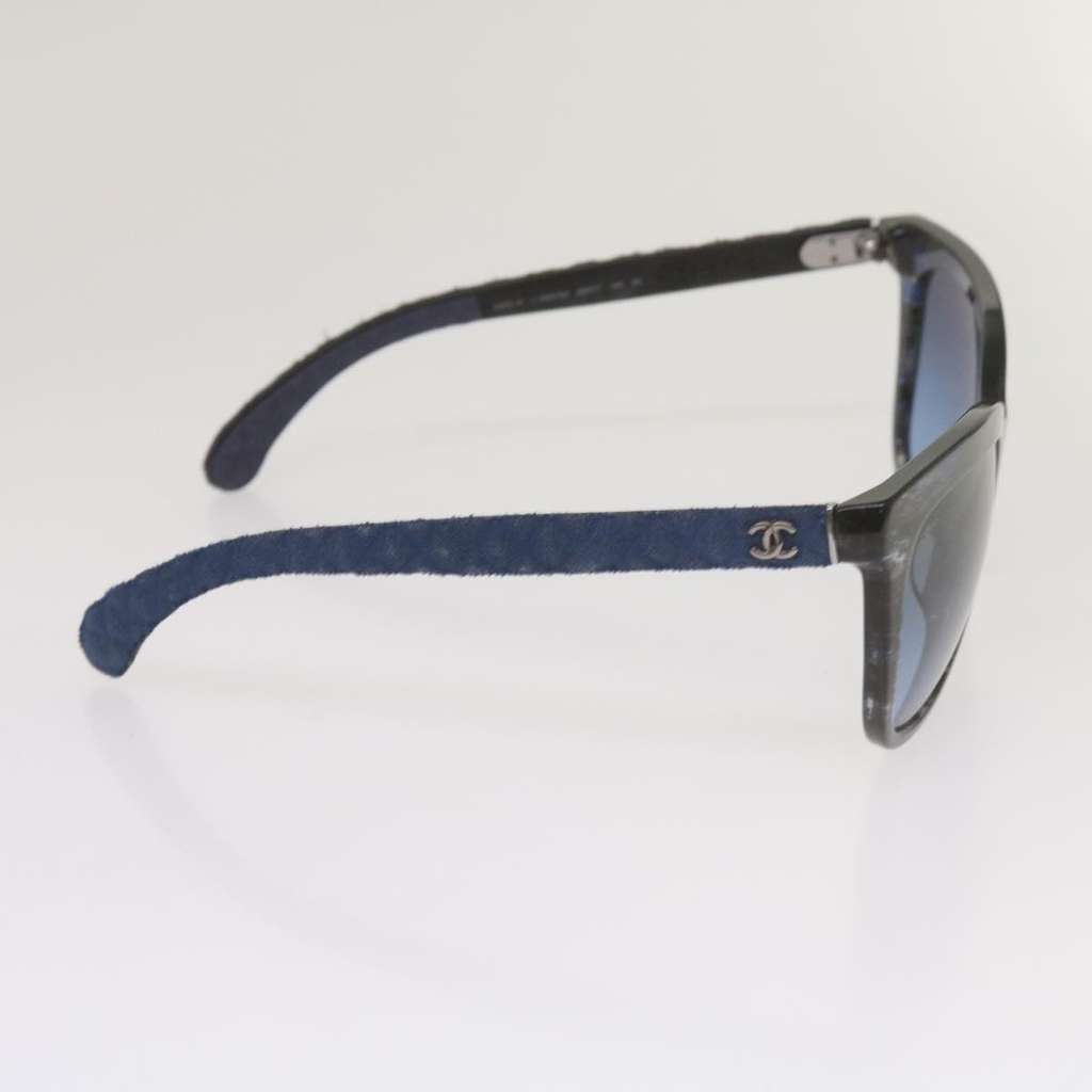Chanel CHANEL Logo Sunglasses Eye Wear Blue Plastic Good condition - Model View