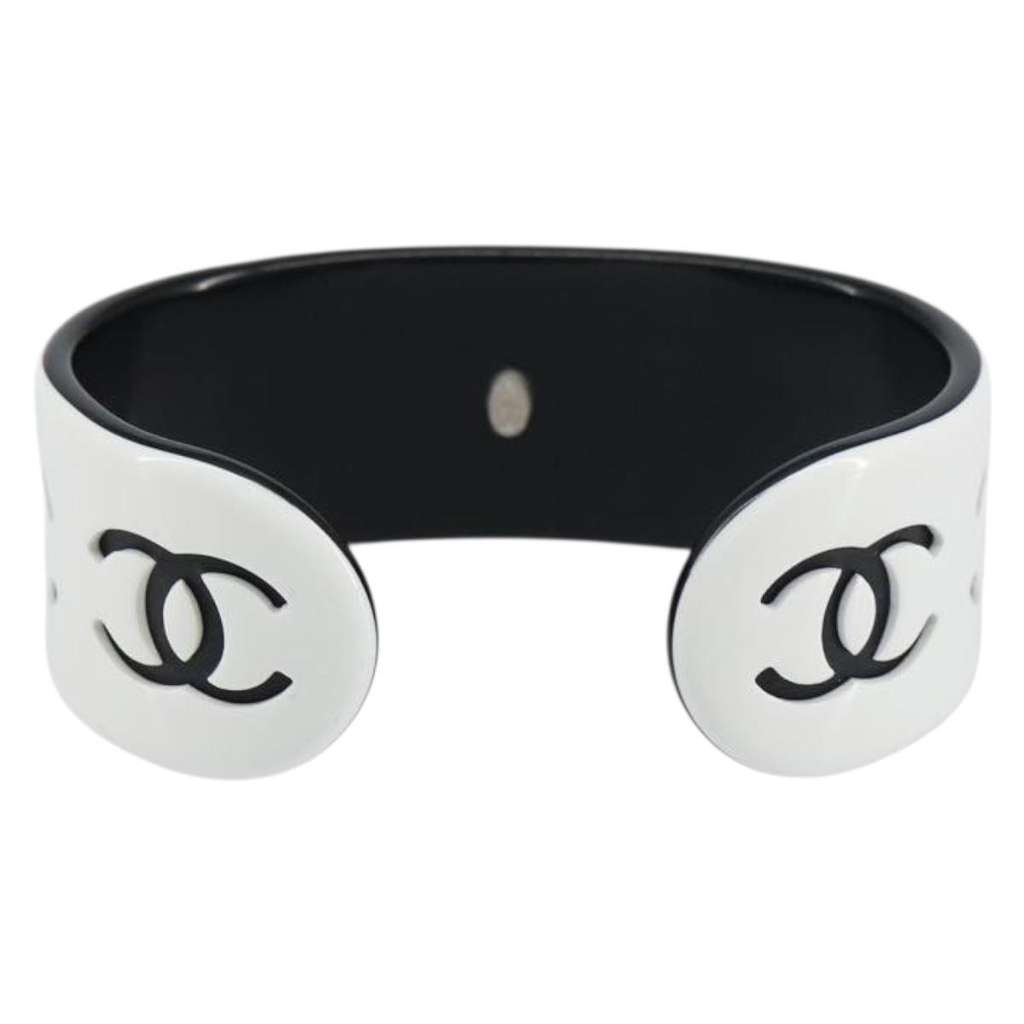 Chanel Coco Cuff Bracelet White Plastic Good condition - Back View