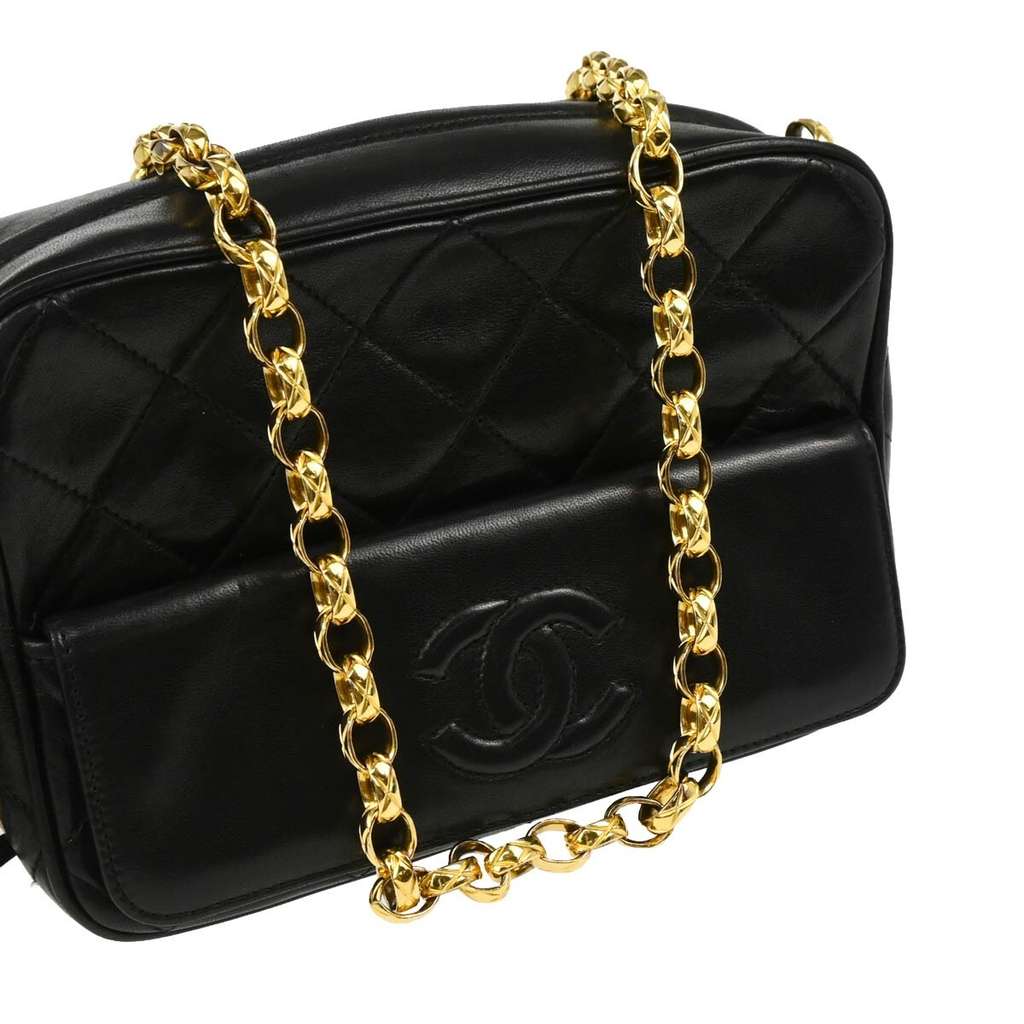 Chanel Vintage Front Pocket Camera Bag Black Leather Good condition - Inside View