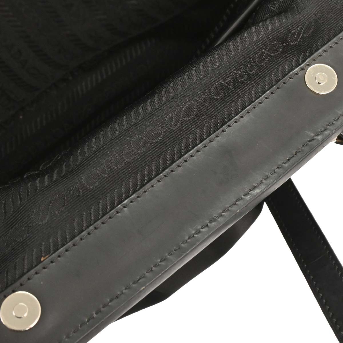 Prada Vintage Shoulder Bag Black Good condition - Inside View