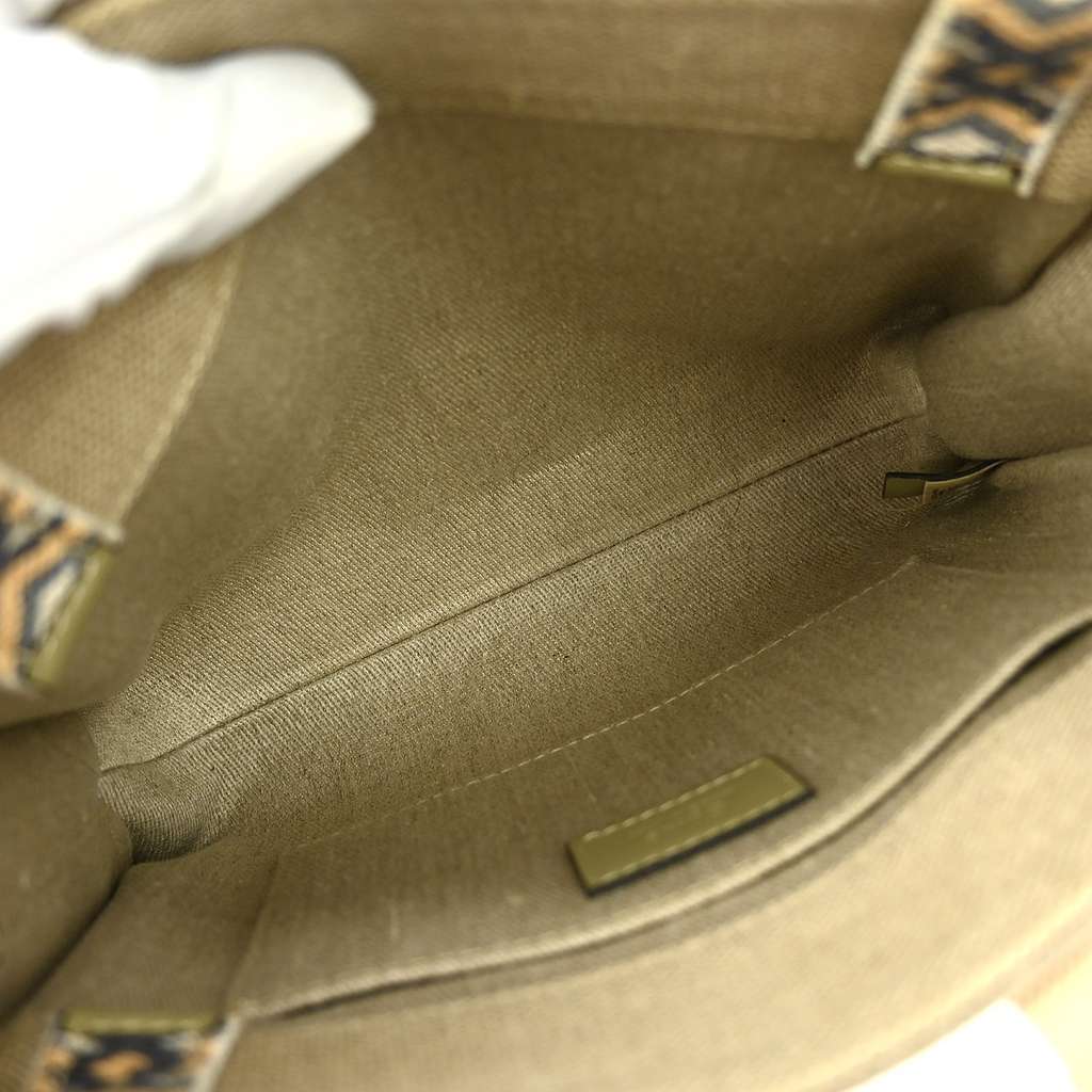 Chloe Woody Friendship Tote Beige Canvas Good condition - Inside View