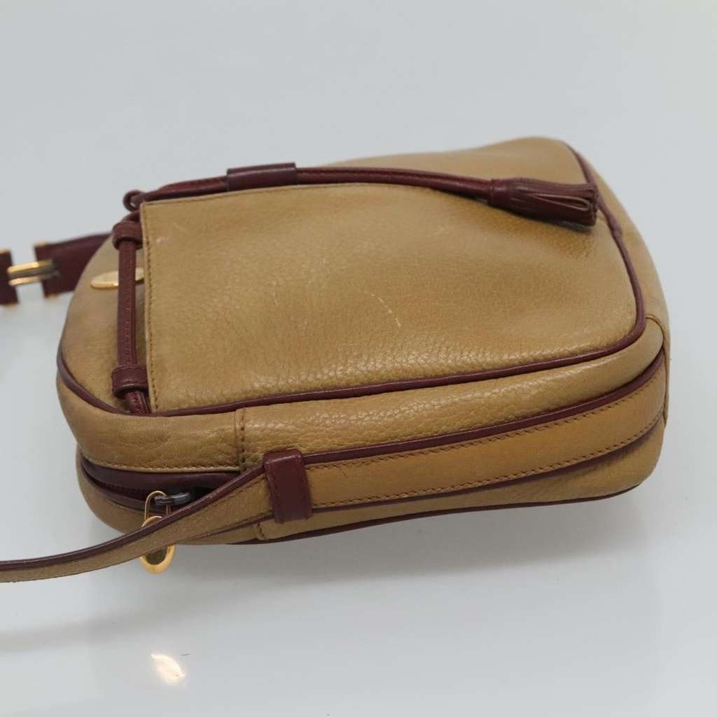 Cartier Tasseled Must de Cartier Crossbody Bag Yellow Leather Good condition - Model View