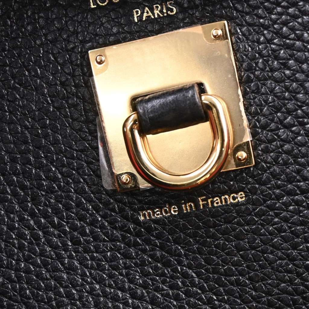 Louis Vuitton City Steamer Handbag Red Leather Good condition - Model View