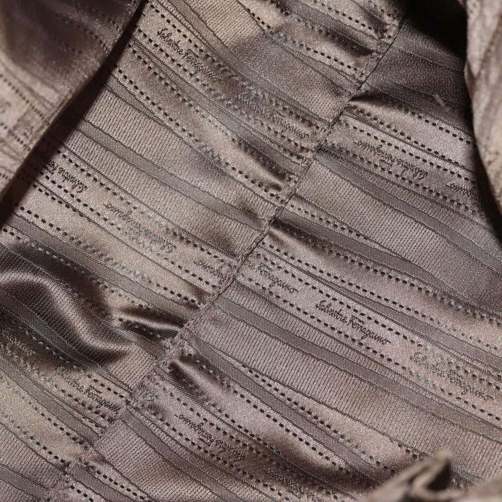 Salvatore Ferragamo Gancini Shoulder Bag Beige Leather Good condition - Box View