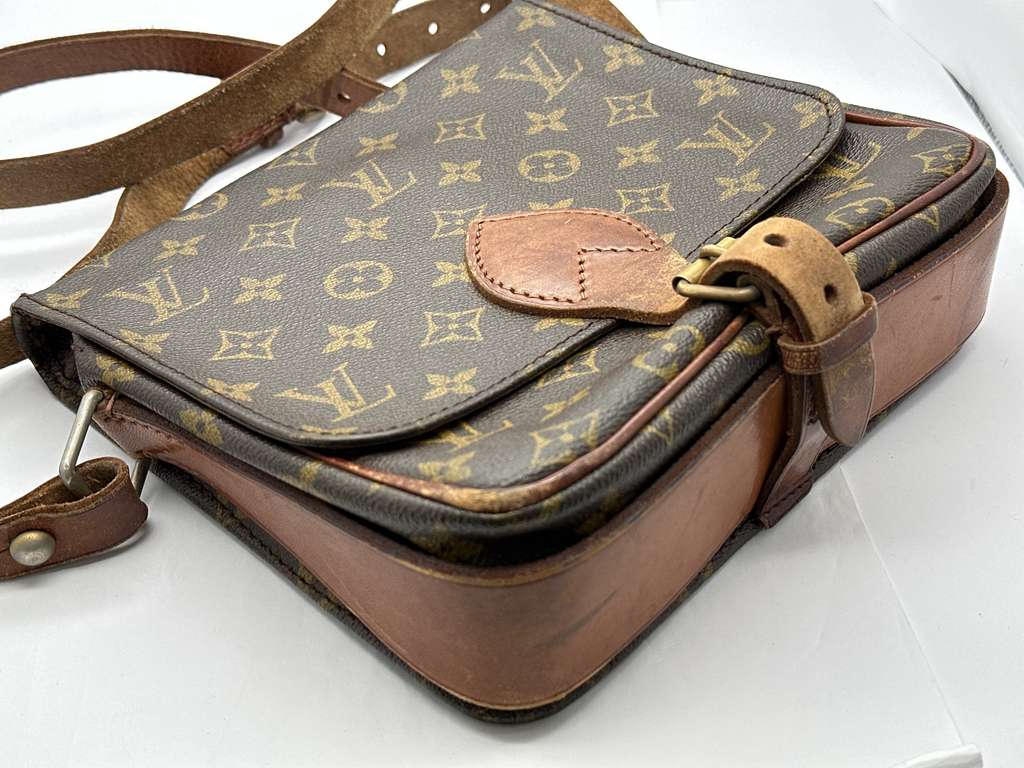 Louis Vuitton Cartouchiere Handbag Brown Leather Fair condition - Inside View