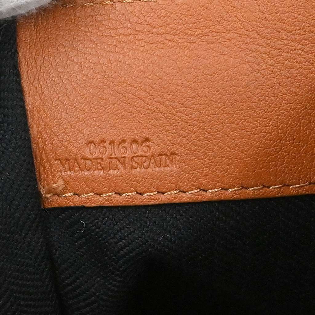 Loewe Hammock Bag Brown Leather Good condition - Box View