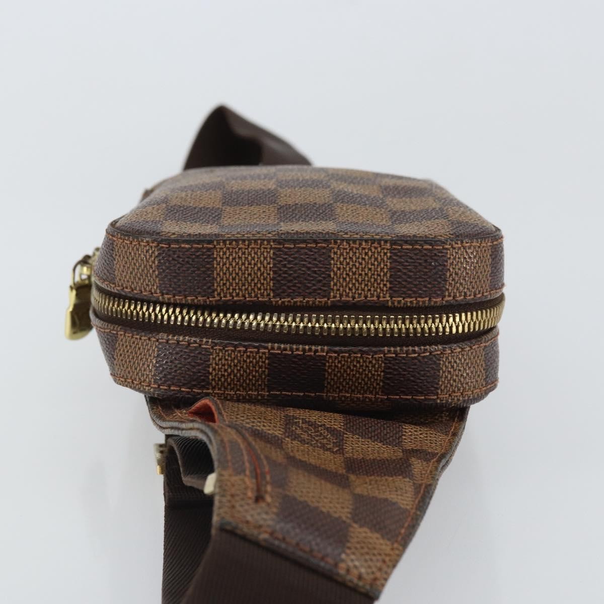 Louis Vuitton Geronimos Waist Bag Brown Canvas Good condition - Model View