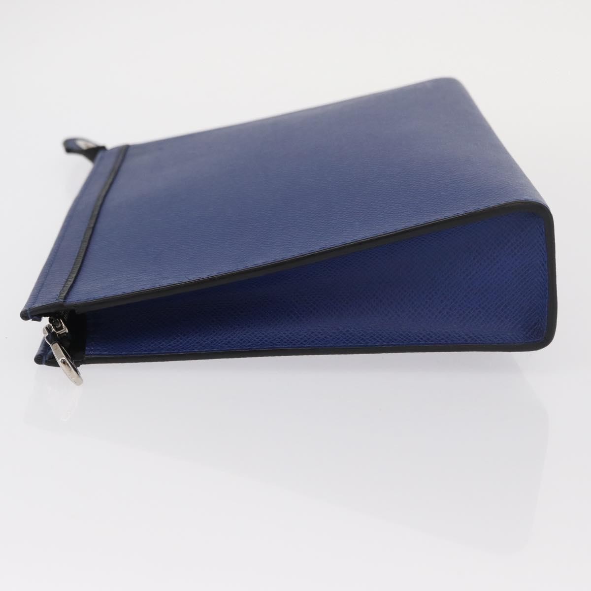 Louis Vuitton Pochette Voyage Blue Leather Good condition - Model View