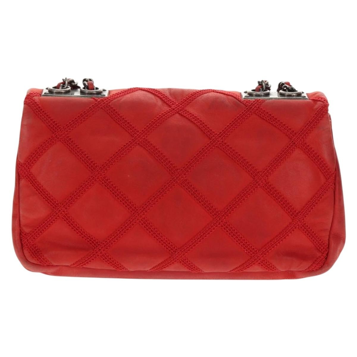 Chanel Diamond Stitch Chain Flap Bag Red Leather Good condition - Back View