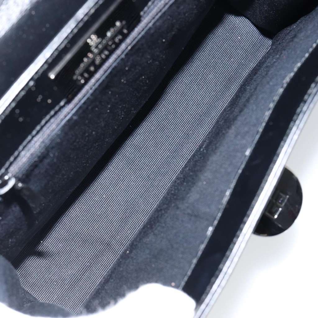 Givenchy Twist lock top handle bag Black Leather Good condition - Box View