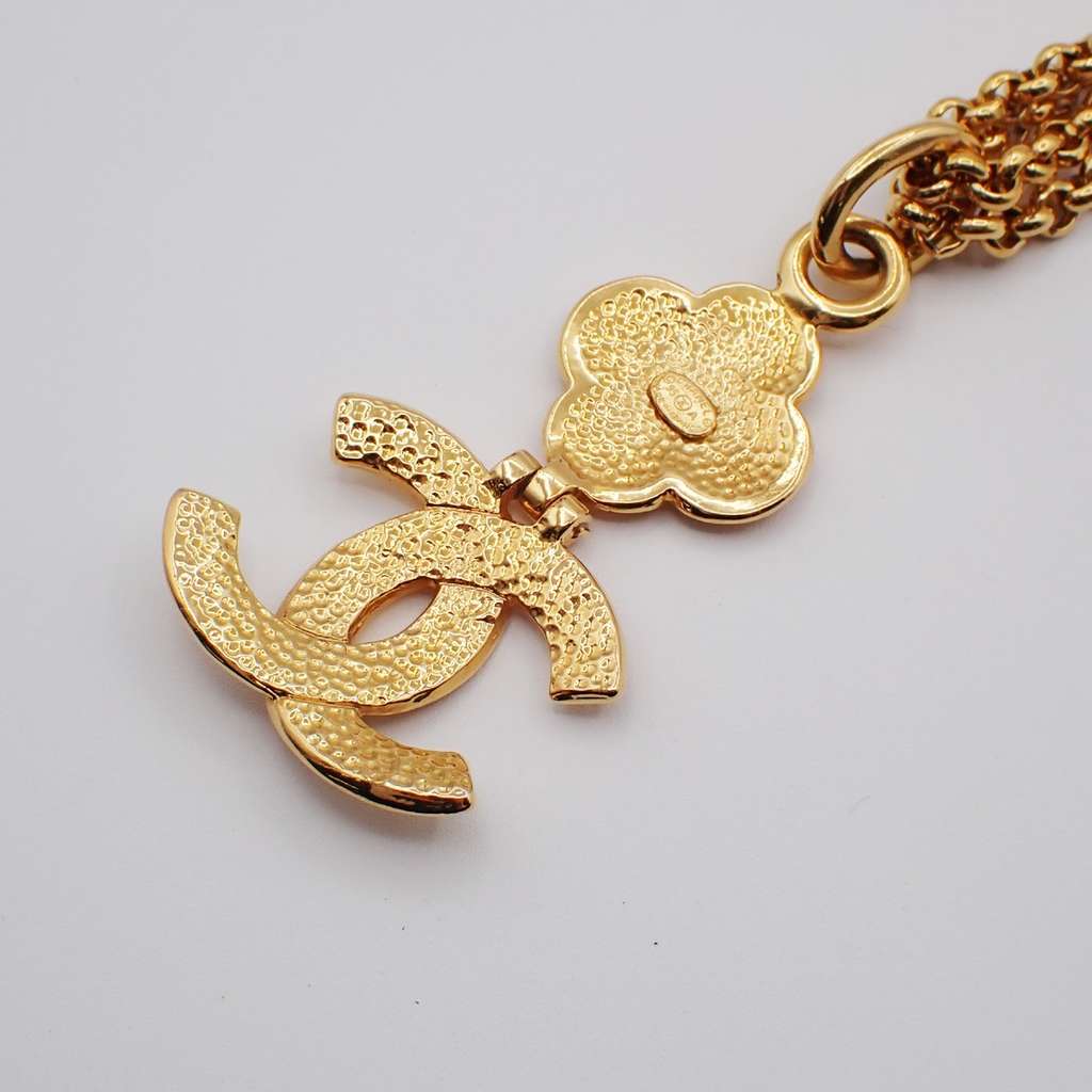 Chanel CC Flower Pendant Necklace Gold Good condition - Inside View