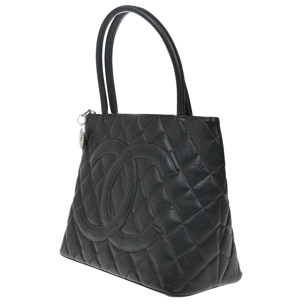 Chanel Medallion Tote Black Leather Good condition - Inside View