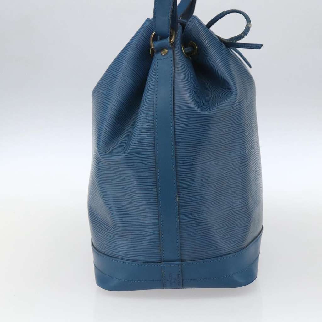 Louis Vuitton Noe Handbag Blue Leather Fair condition - Inside View