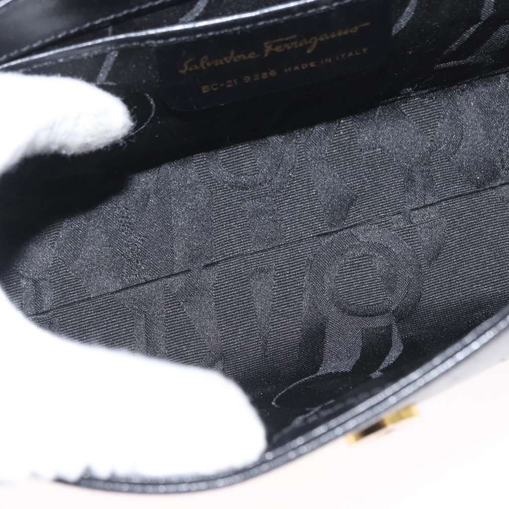 Salvatore Ferragamo Vintage Handbag Black Leather Good condition - Box View