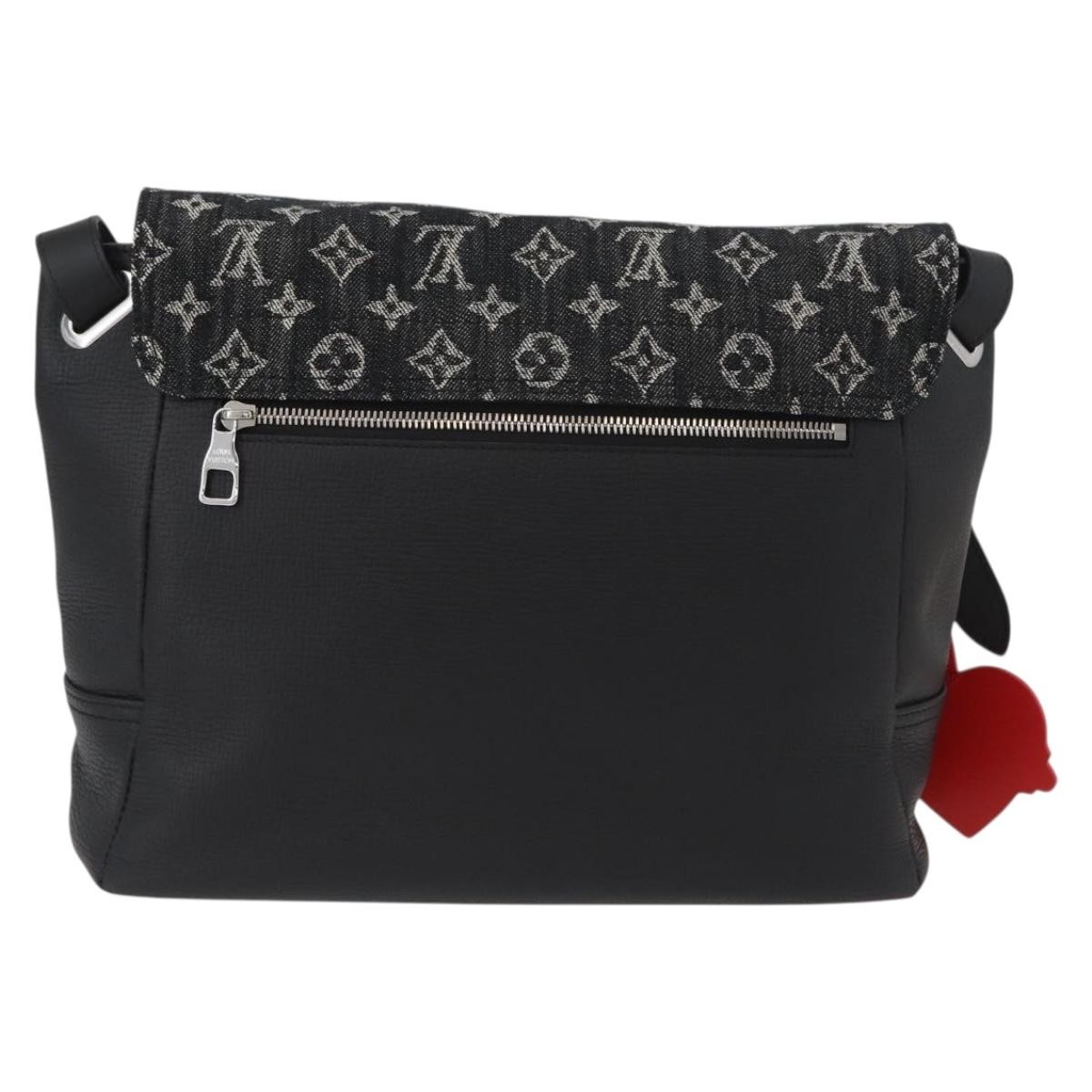 Louis Vuitton Nigo Besace Tokyo Messenger Bag Black Good condition - Back View