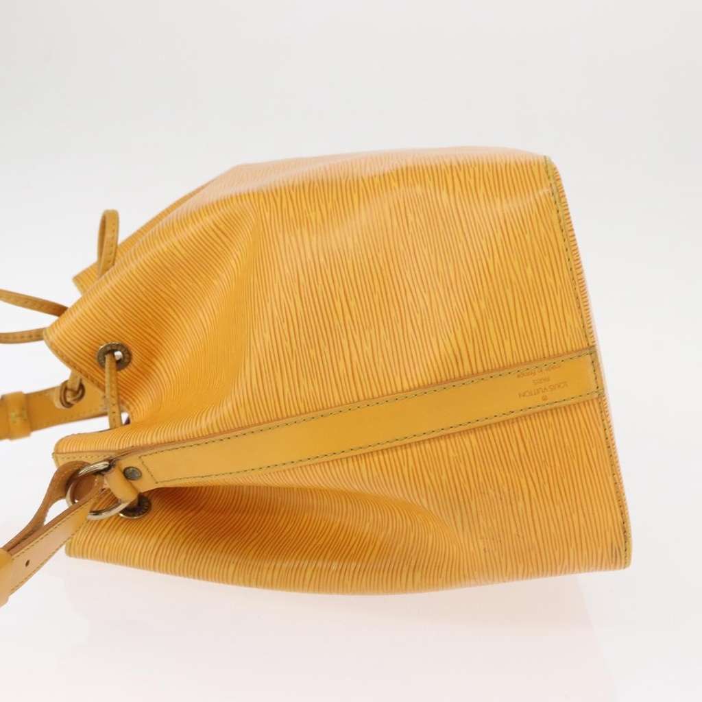 Louis Vuitton Petit Noe Handbag Yellow Leather Good condition - Model View