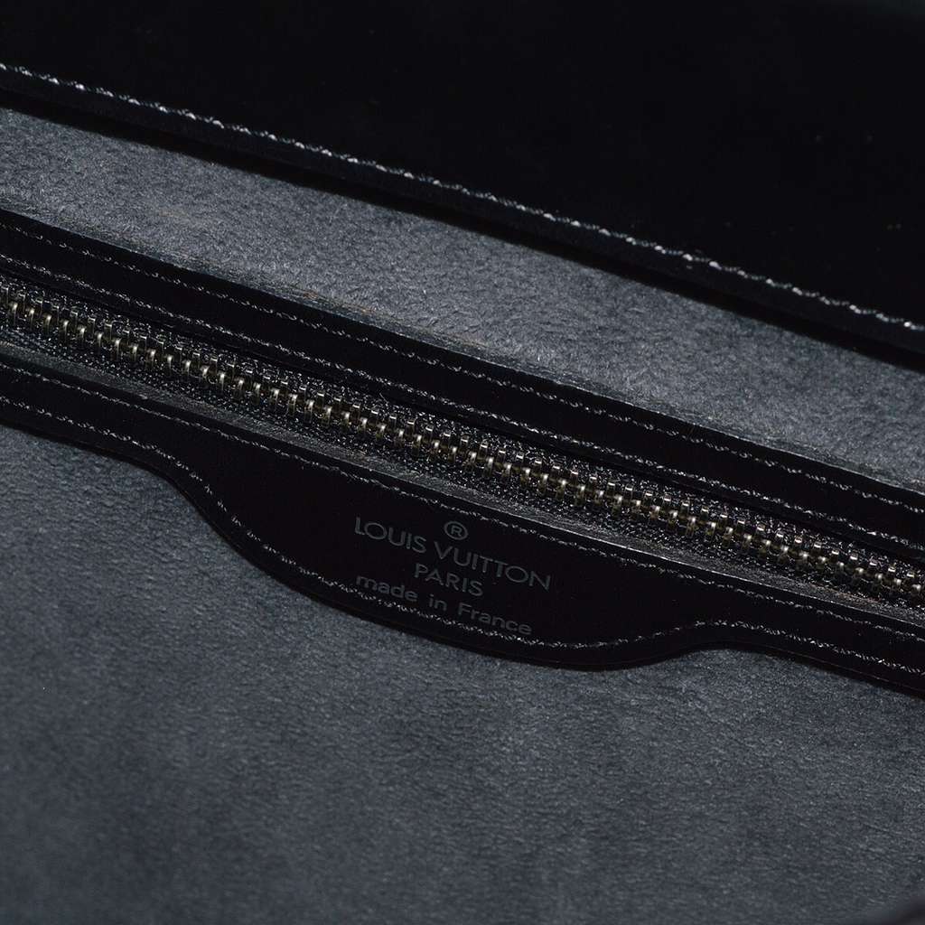 Louis Vuitton Verseau Handbag Black Leather Good condition - Model View