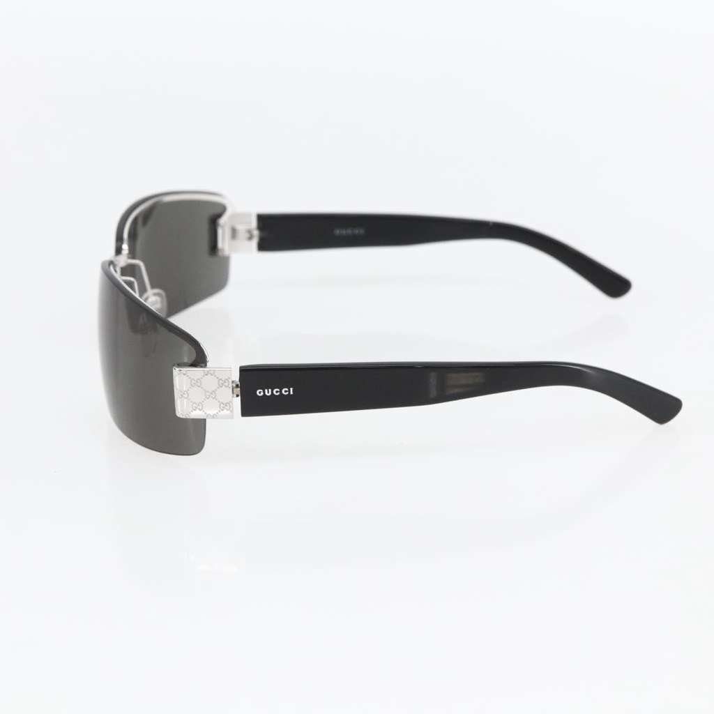 Gucci Eyewear Black Metal Good condition - Model View