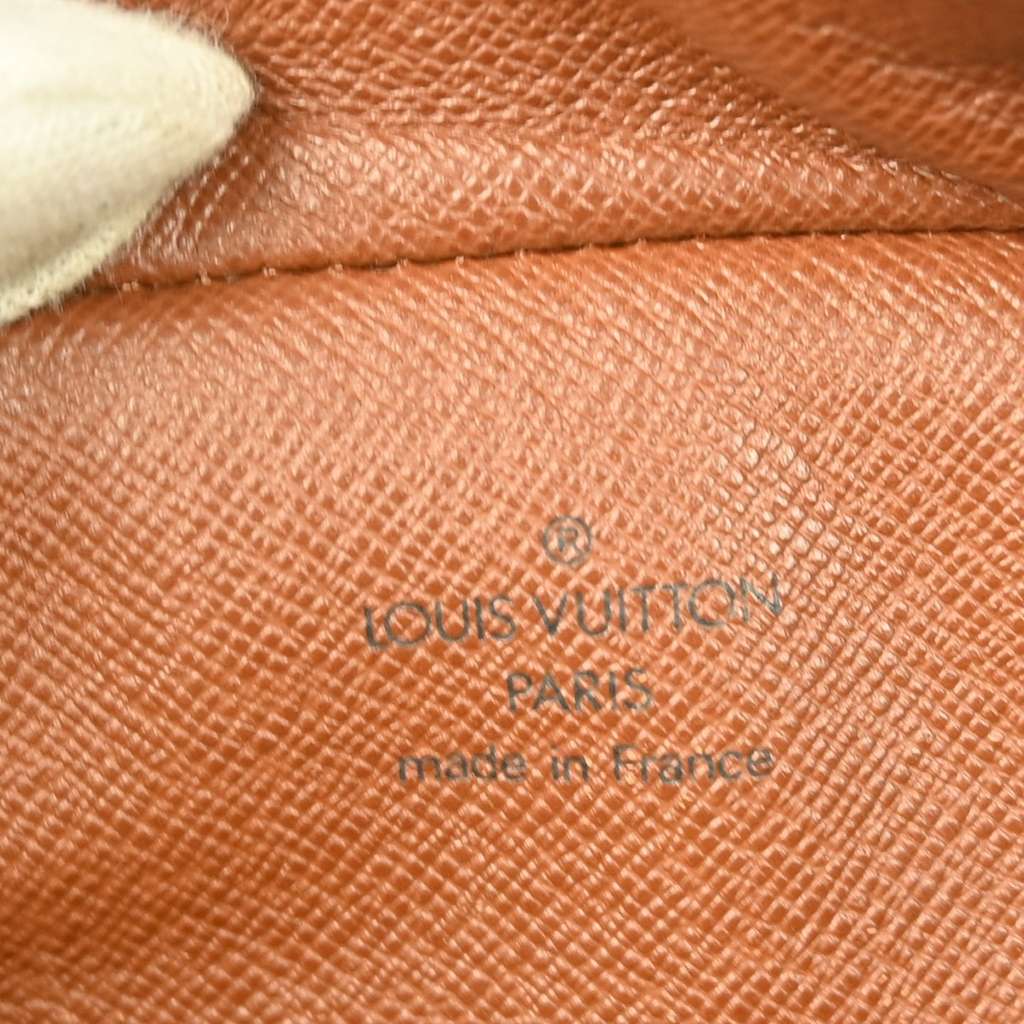 Louis Vuitton Cite Handbag Brown Canvas Good condition - Model View