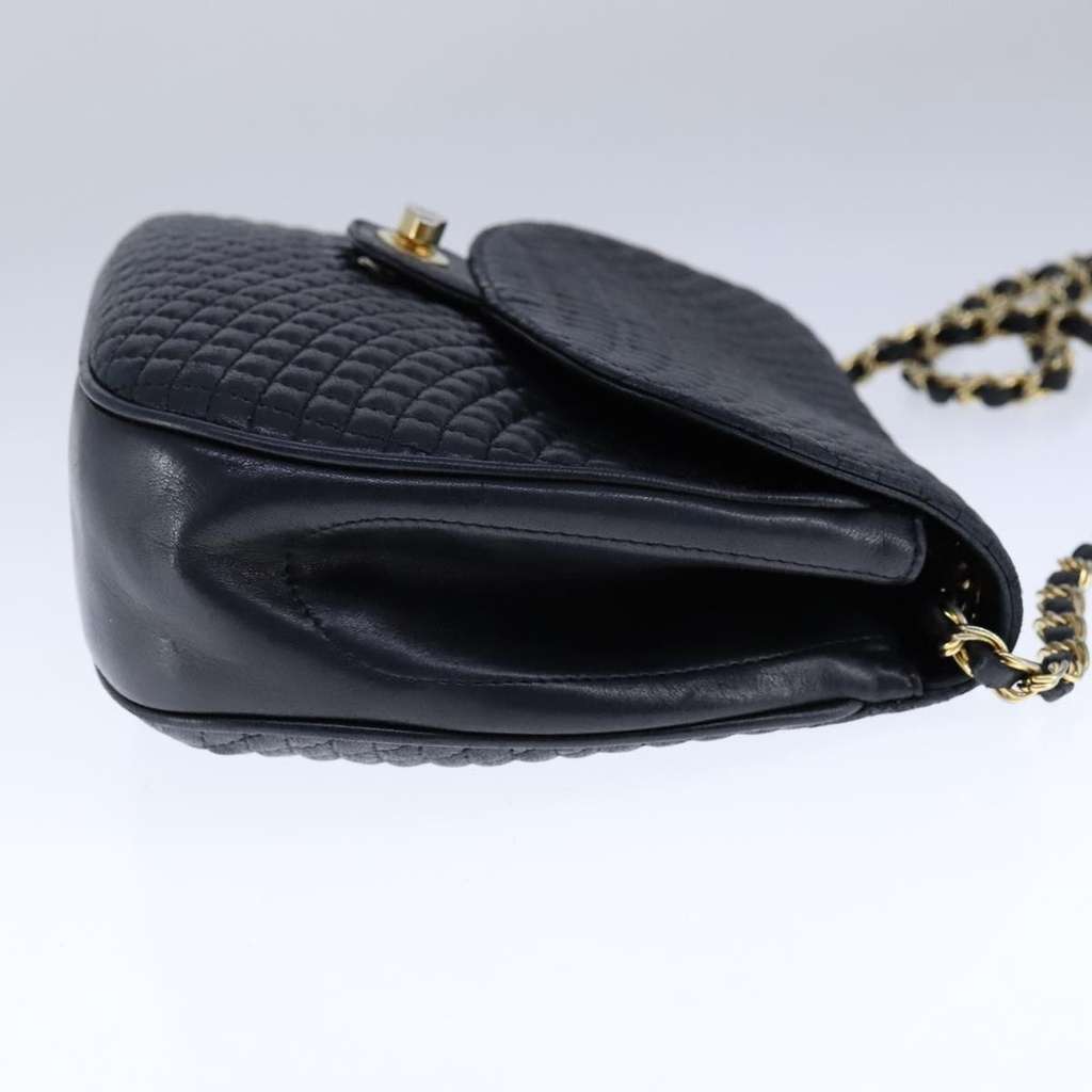 Bally Vintage Chain Shoulder Bag Black Leather Good condition - Model View