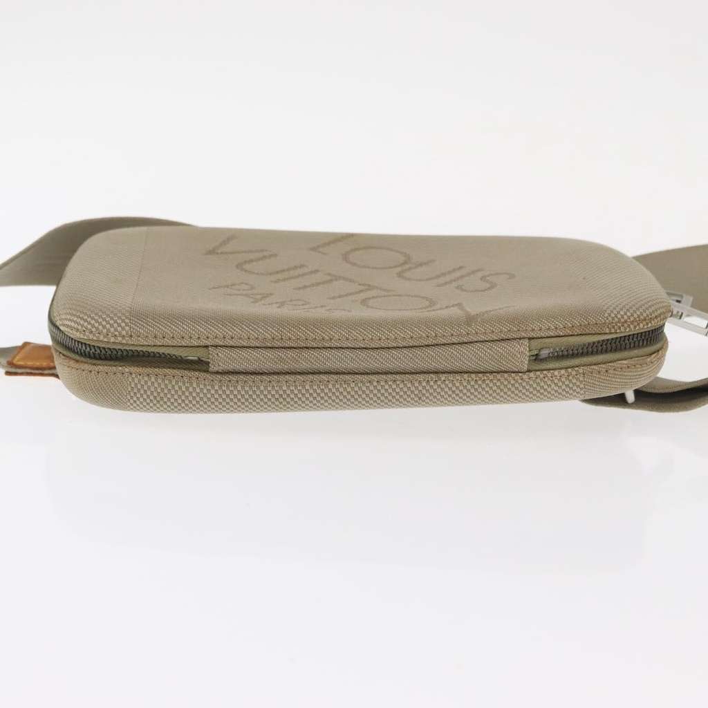 Louis Vuitton Mage Waist Bag Beige Canvas Good condition - Inside View
