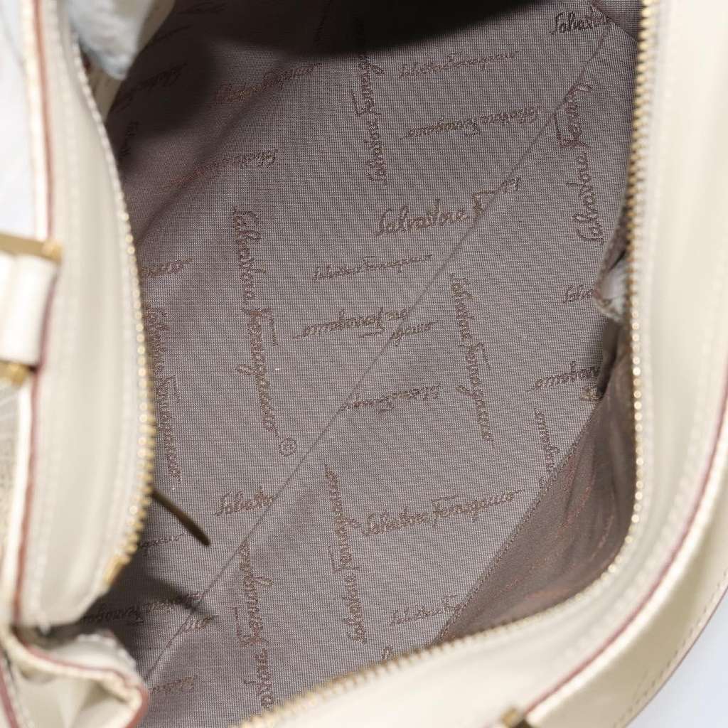 Salvatore Ferragamo Double Gancini Side Buckle Tote White Leather Good condition - Box View