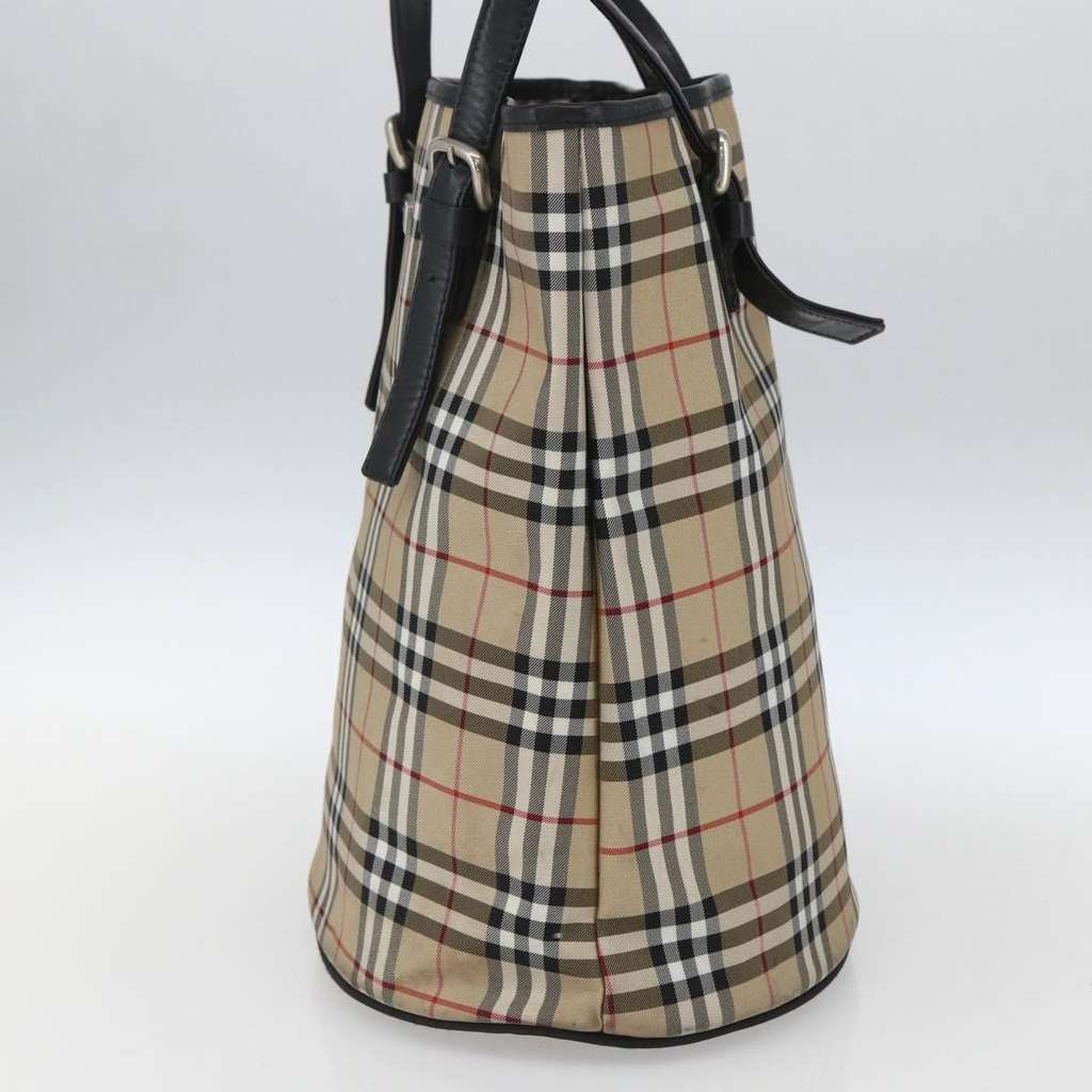Burberry Nova Check Tote Beige Good condition - Model View