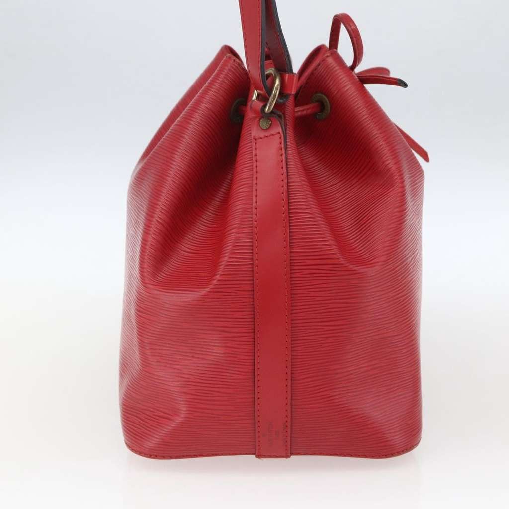 Louis Vuitton Petit Noe Handbag Red Leather Good condition - Inside View