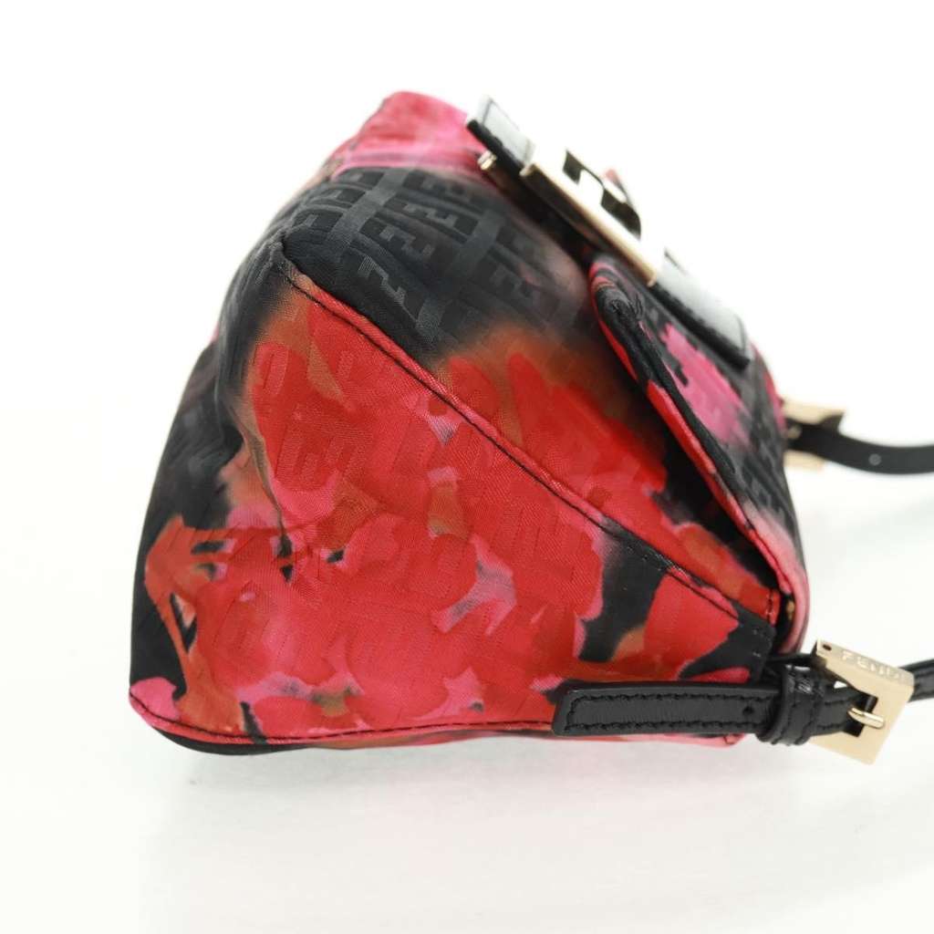 Fendi Baguette Bag Red Canvas Very good condition - Model View