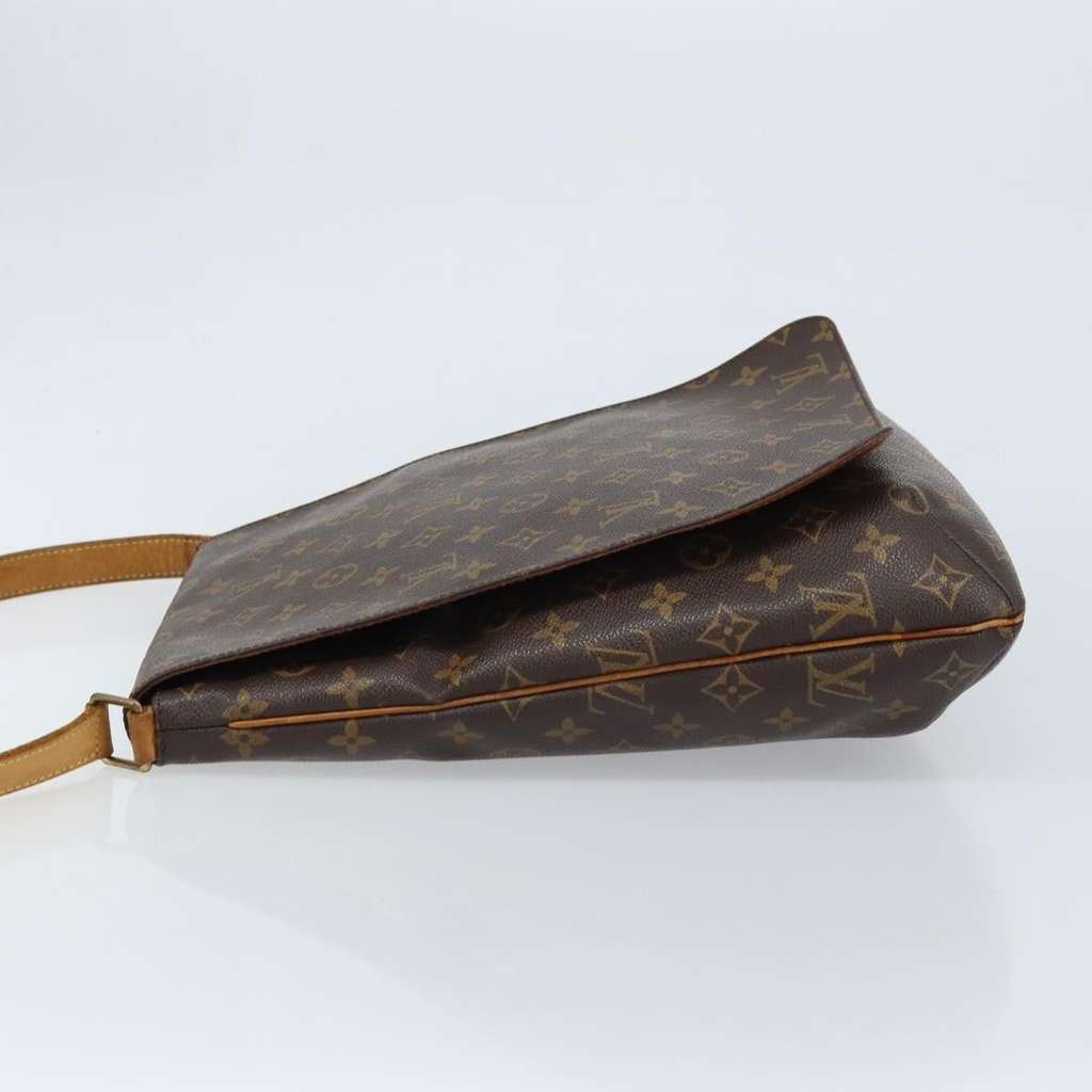 Louis Vuitton Musette Handbag Brown Canvas Fair condition - Model View