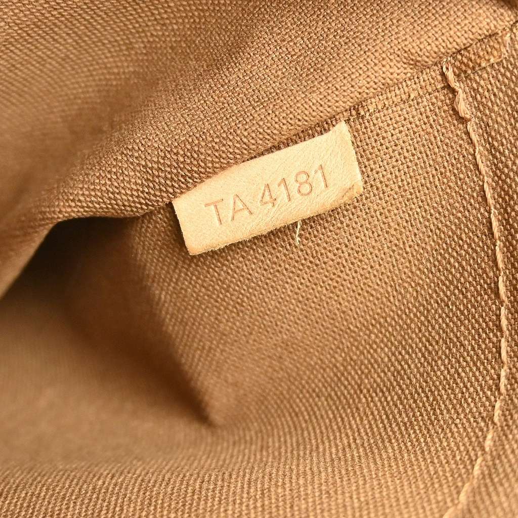 Louis Vuitton Palermo Handbag Brown Canvas Fair condition - Model View