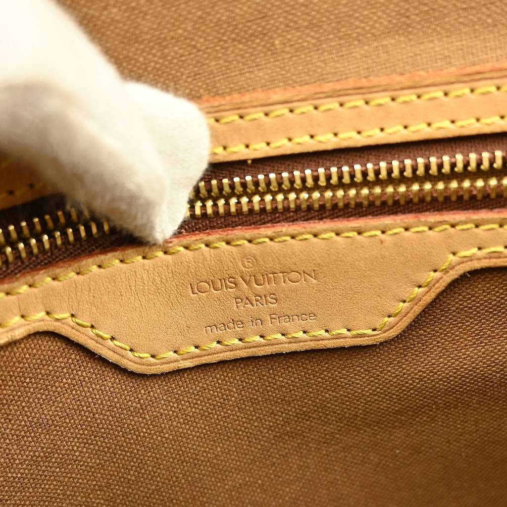 Louis Vuitton Sologne Handbag Brown Canvas Fair condition - Model View