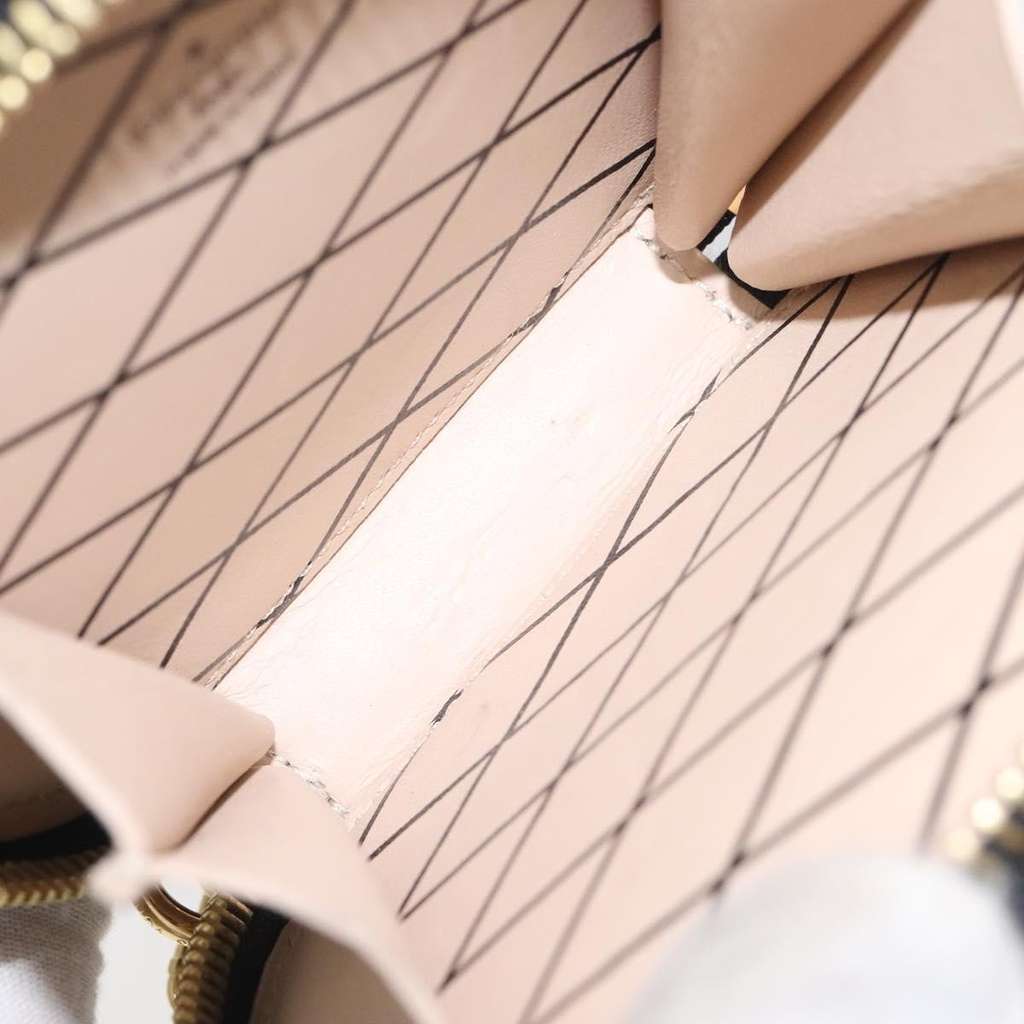 Louis Vuitton Boite Chapeau Coin Purse Brown Canvas Very good condition - Box View