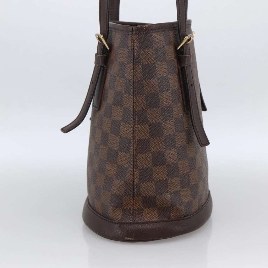 Louis Vuitton Marais Bucket Bag Brown Canvas Fair condition - Model View