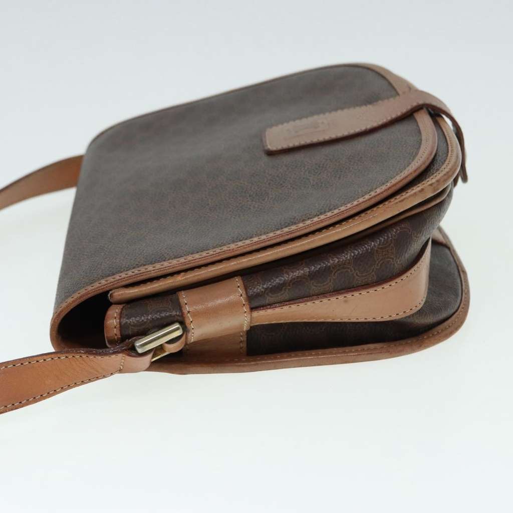 Celine Vintage Saddle Flap Shoulder Bag Brown Canvas Good condition - Model View