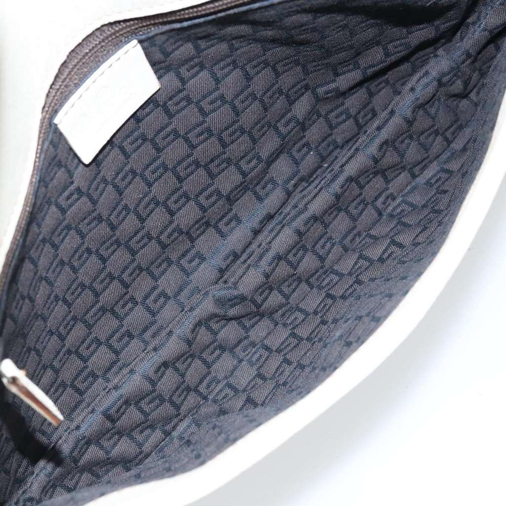 Gucci Vintage Handbag White Leather Good condition - Box View