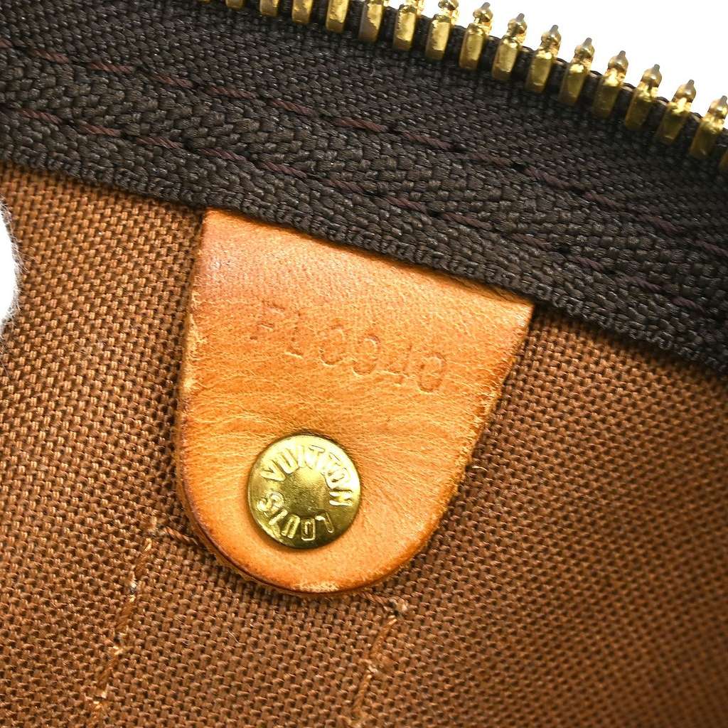 Louis Vuitton Keepall Bag Brown Canvas Fair condition - Model View