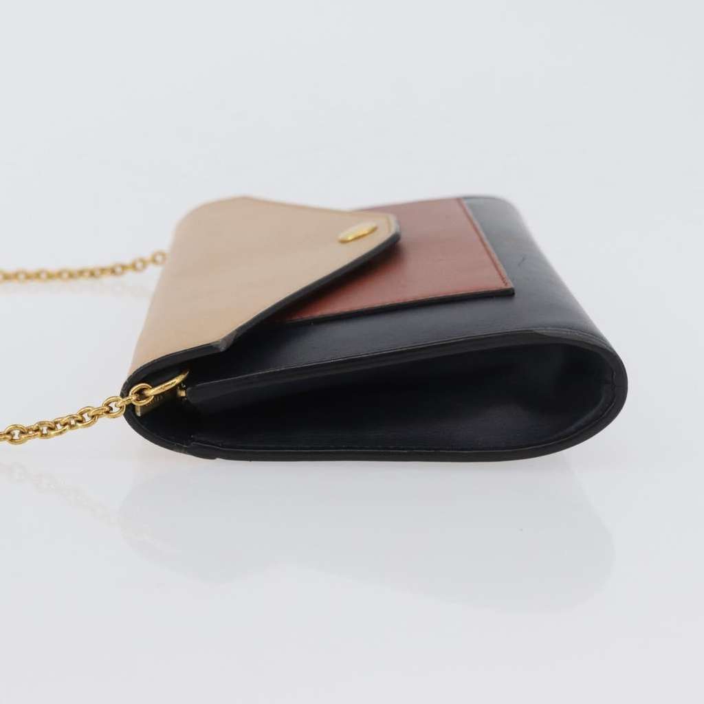 Celine Pocket Envelope Wallet on Chain Other Leather Good condition - Model View
