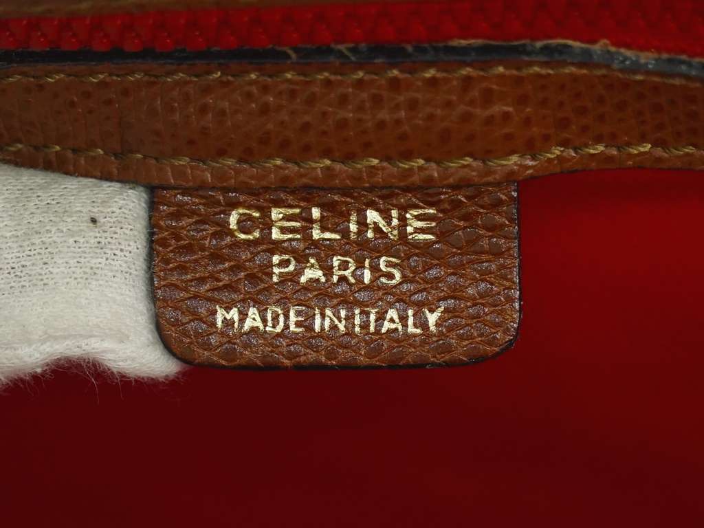 Celine Handbag Brown Leather Good condition - Model View