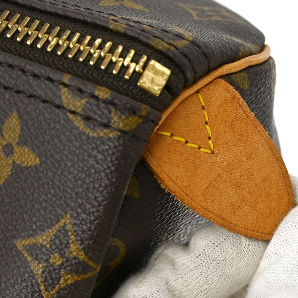 Louis Vuitton Keepall Bag Brown Canvas Fair condition - Model View