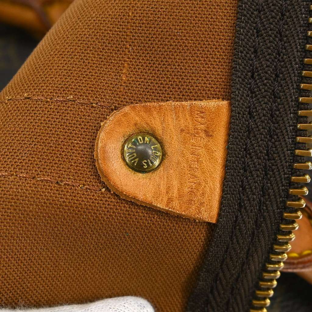 Louis Vuitton Keepall Bag Brown Canvas Fair condition - Model View