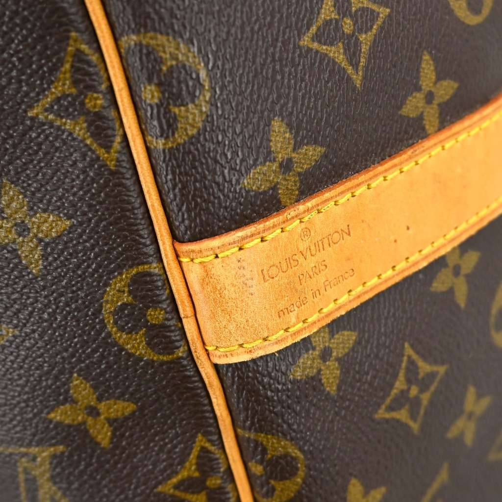 Louis Vuitton Keepall Bandouliere Bag Brown Canvas Fair condition - Model View