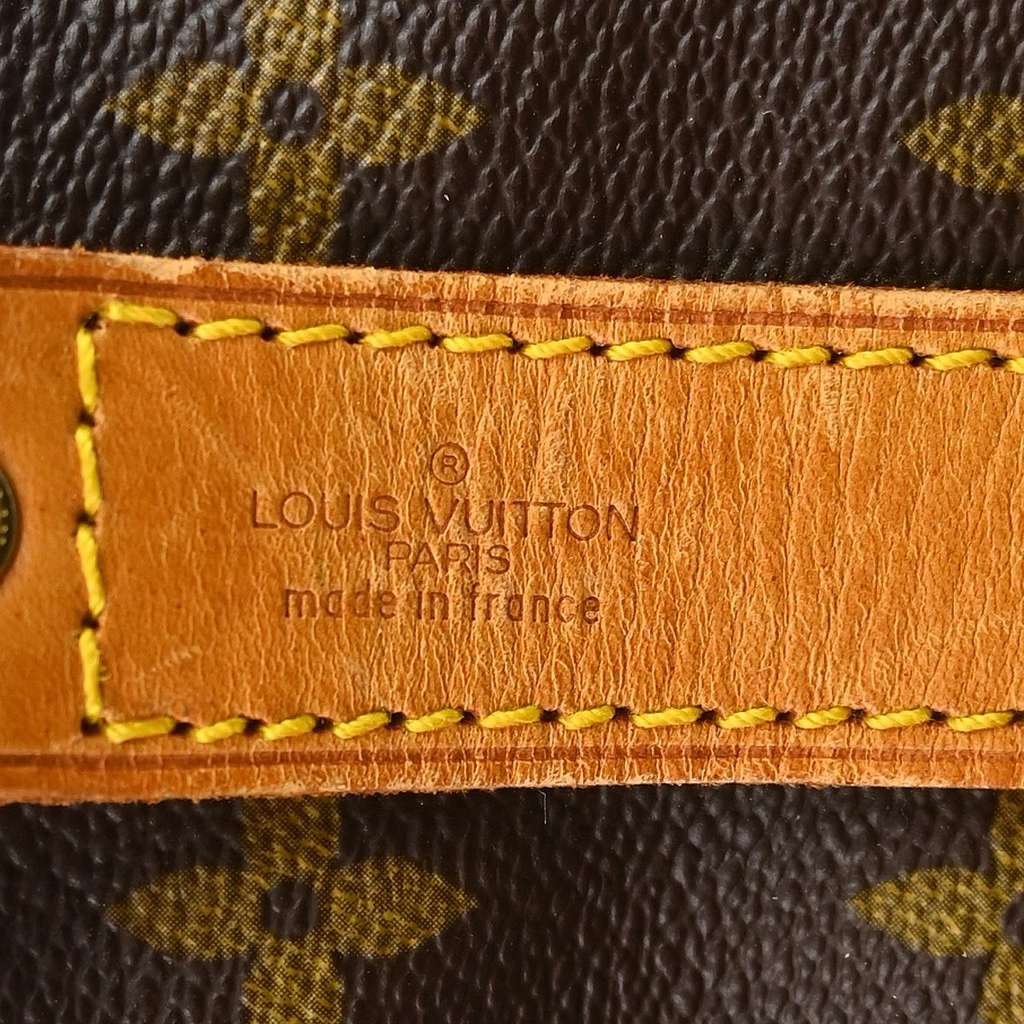 Louis Vuitton Keepall Bandouliere Bag Brown Canvas Fair condition - Model View