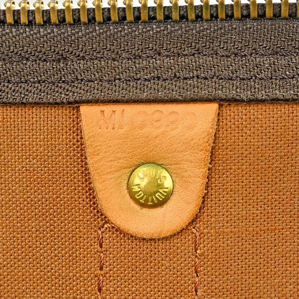 Louis Vuitton Keepall Bag Brown Canvas Fair condition - Model View