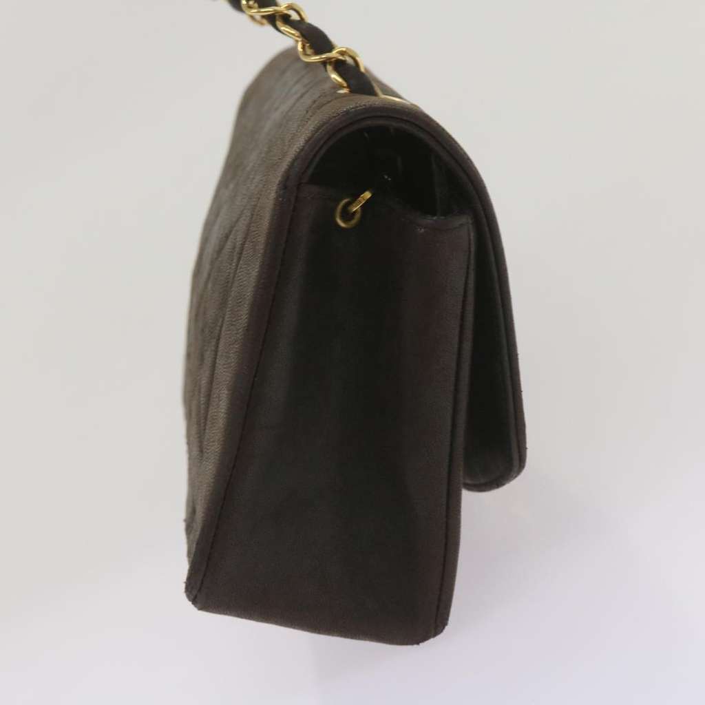 Chanel Vintage Diana Flap Bag Black Leather Good condition - Box View